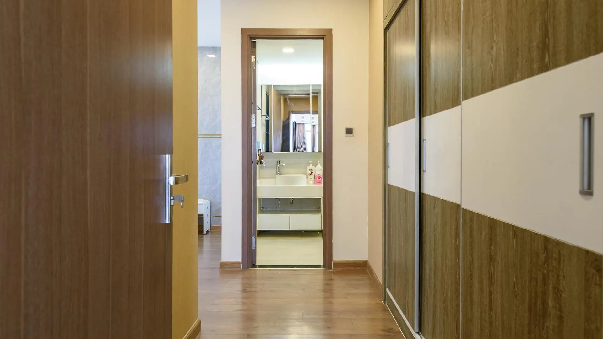 Vinhomes Residences-Luxury Apartment Thành Pho Ho Chí Minh Alloggio in famiglia